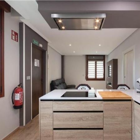 A Tan Solo 800 Metros De San Mames Apartamento Bilbau Exterior foto